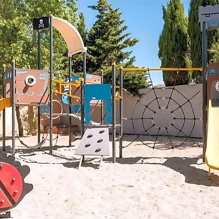 פארק נופש Siblu Mar Estang קאנט אן רוסיון
