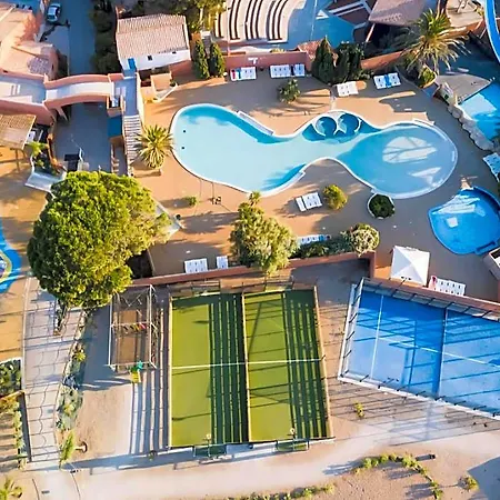 פארק נופש Siblu Mar Estang קאנט אן רוסיון